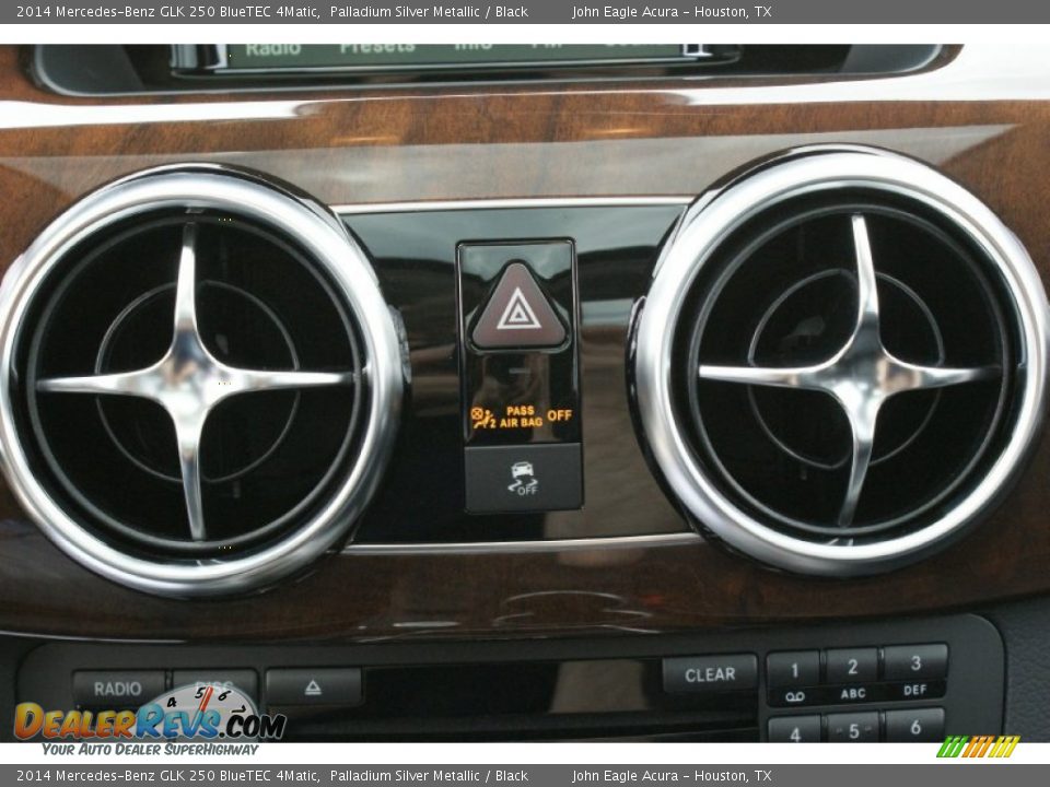2014 Mercedes-Benz GLK 250 BlueTEC 4Matic Palladium Silver Metallic / Black Photo #32
