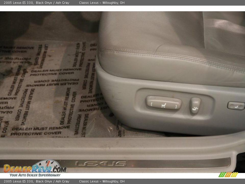 2005 Lexus ES 330 Black Onyx / Ash Gray Photo #6