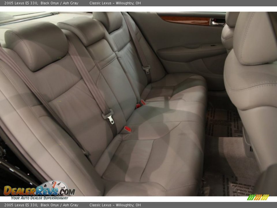 2005 Lexus ES 330 Black Onyx / Ash Gray Photo #16