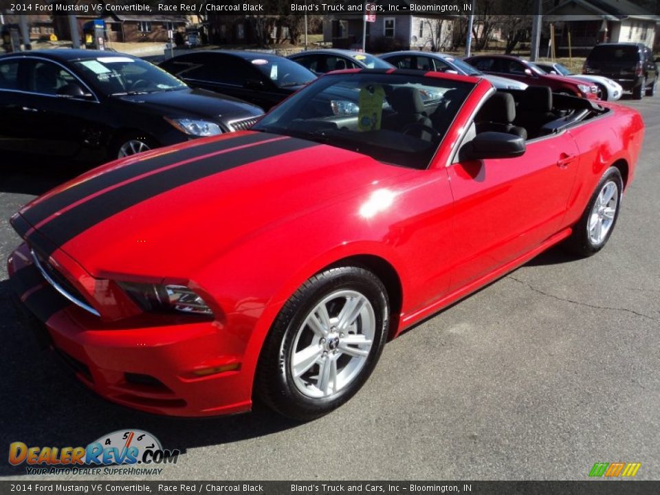 2014 Ford Mustang V6 Convertible Race Red / Charcoal Black Photo #18