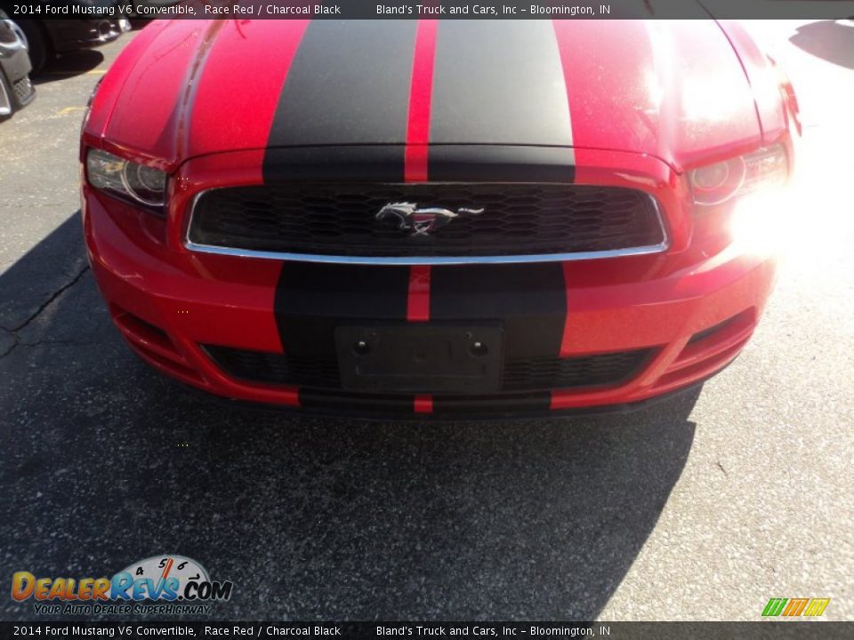 2014 Ford Mustang V6 Convertible Race Red / Charcoal Black Photo #19