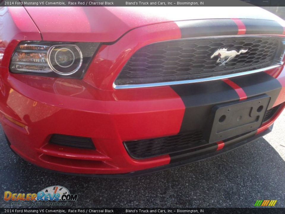 2014 Ford Mustang V6 Convertible Race Red / Charcoal Black Photo #20