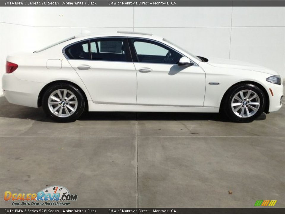 2014 BMW 5 Series 528i Sedan Alpine White / Black Photo #2
