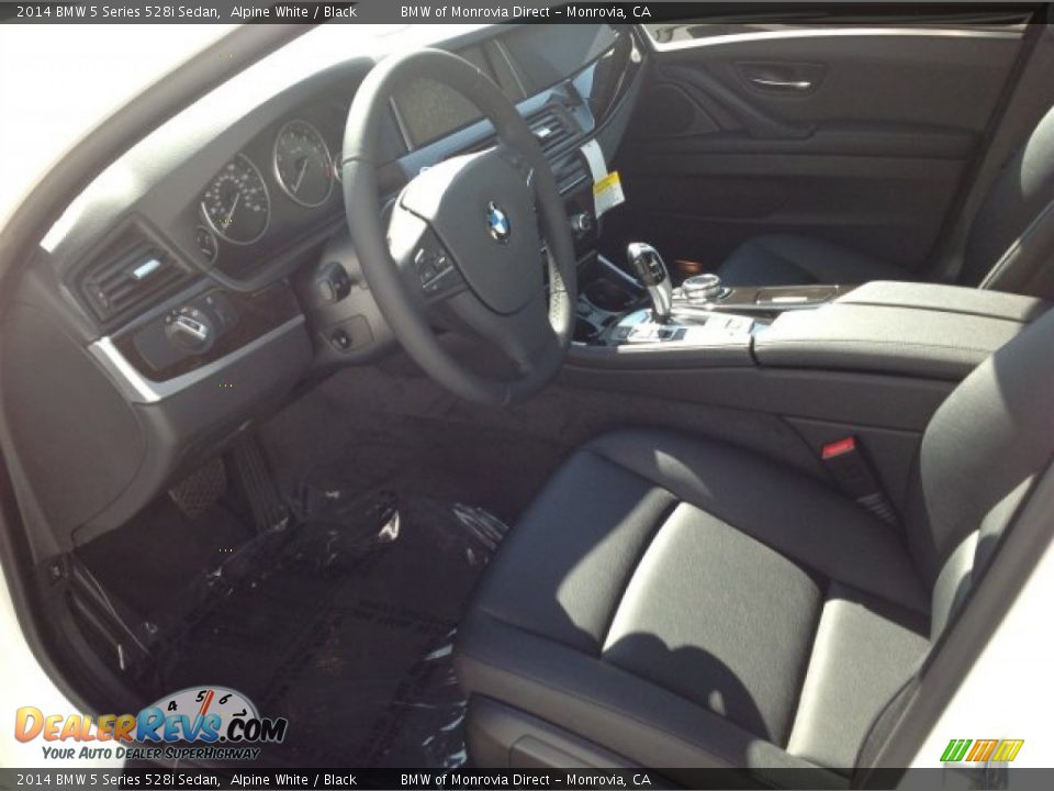 2014 BMW 5 Series 528i Sedan Alpine White / Black Photo #6