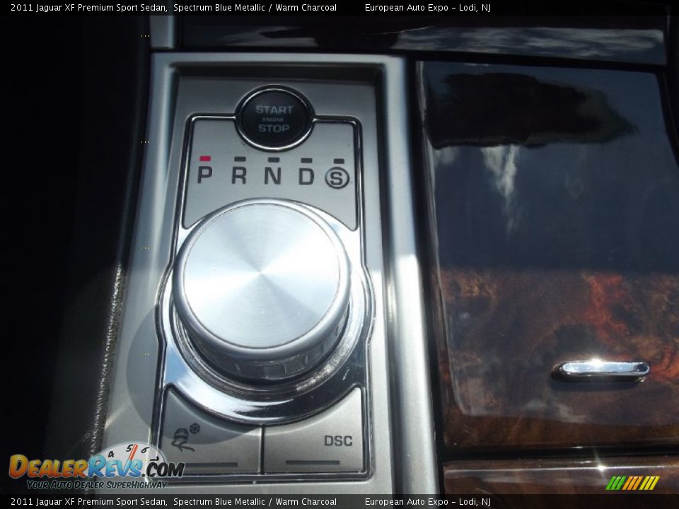 2011 Jaguar XF Premium Sport Sedan Shifter Photo #22
