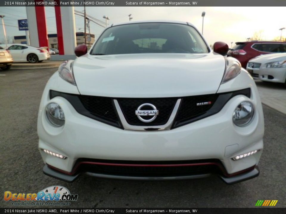 2014 Nissan Juke NISMO AWD Pearl White / NISMO Cloth/Gray Photo #2
