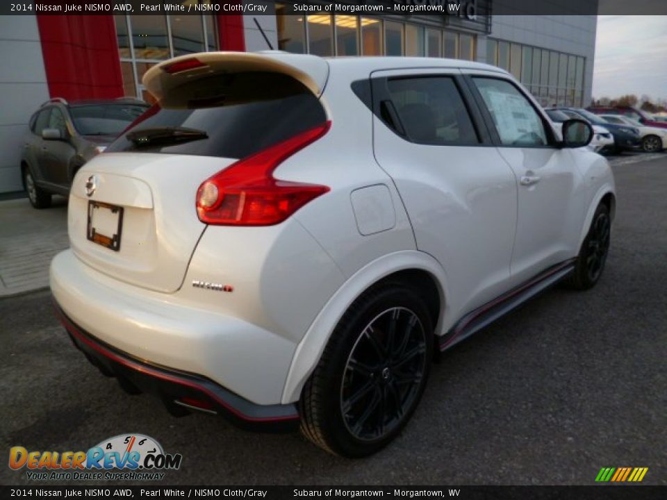 2014 Nissan Juke NISMO AWD Pearl White / NISMO Cloth/Gray Photo #7