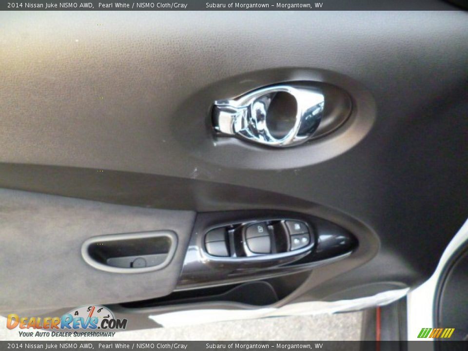 2014 Nissan Juke NISMO AWD Pearl White / NISMO Cloth/Gray Photo #17