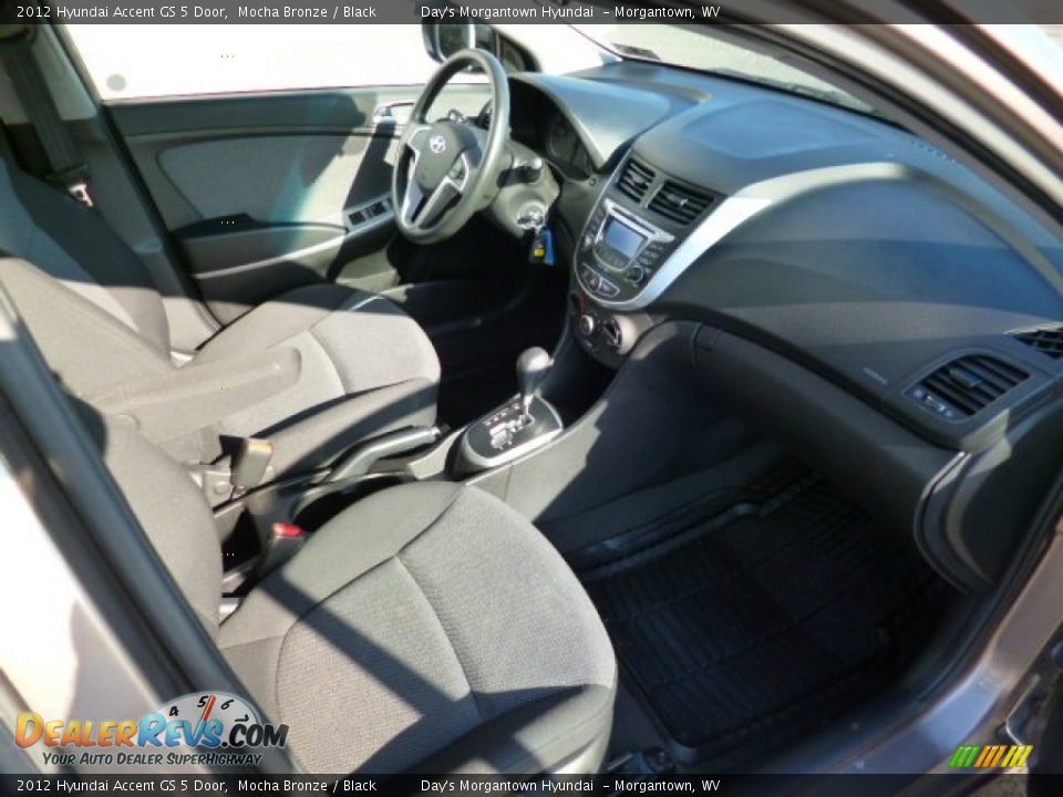 2012 Hyundai Accent GS 5 Door Mocha Bronze / Black Photo #10