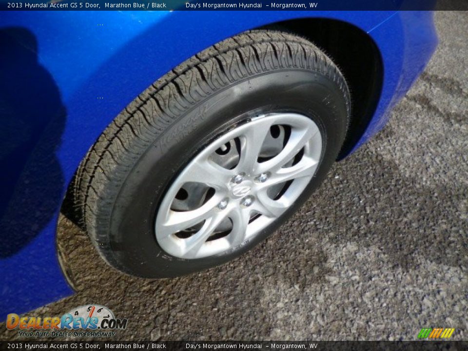 2013 Hyundai Accent GS 5 Door Marathon Blue / Black Photo #9