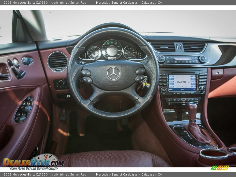 Dashboard of 2008 Mercedes-Benz CLS 550 Photo #4