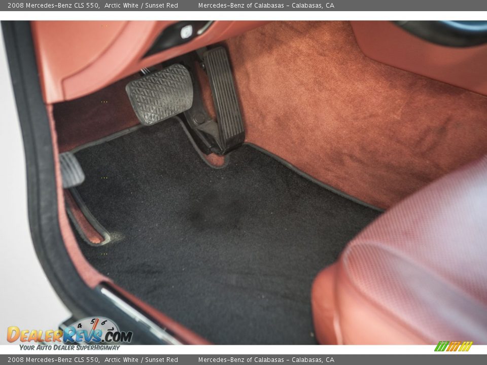 Controls of 2008 Mercedes-Benz CLS 550 Photo #6