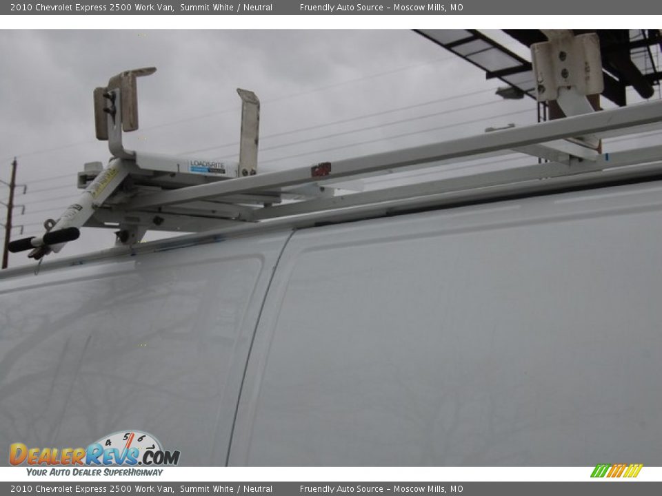 2010 Chevrolet Express 2500 Work Van Summit White / Neutral Photo #19