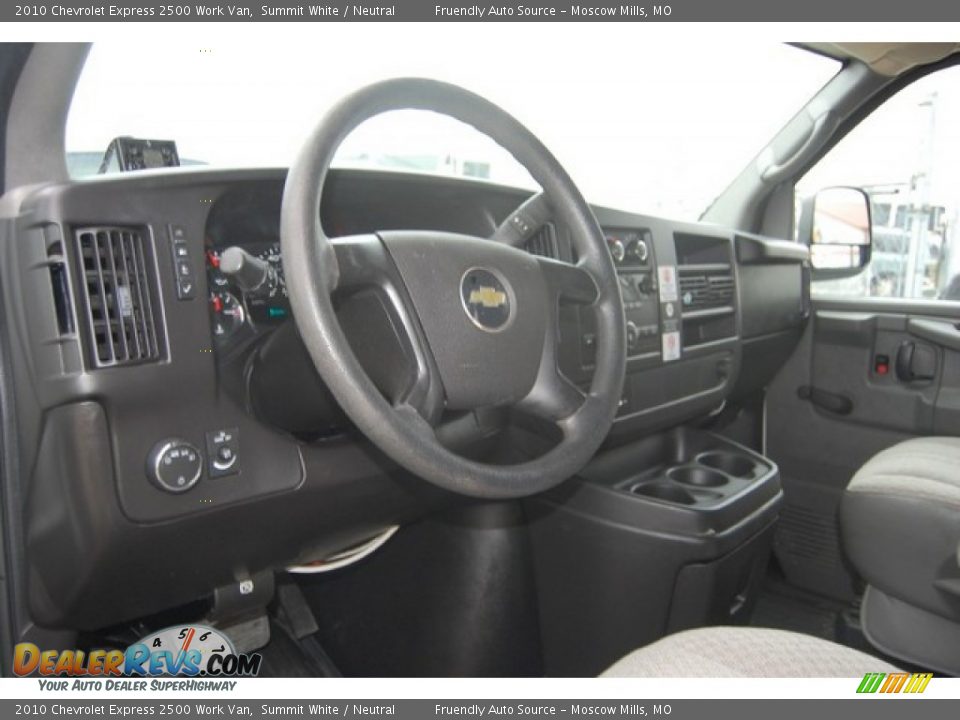 2010 Chevrolet Express 2500 Work Van Summit White / Neutral Photo #25