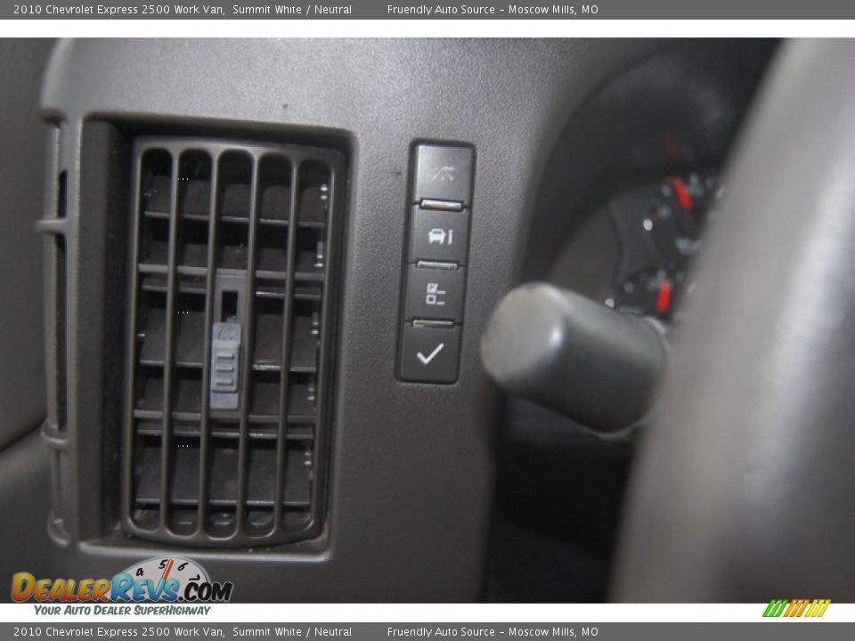 2010 Chevrolet Express 2500 Work Van Summit White / Neutral Photo #31