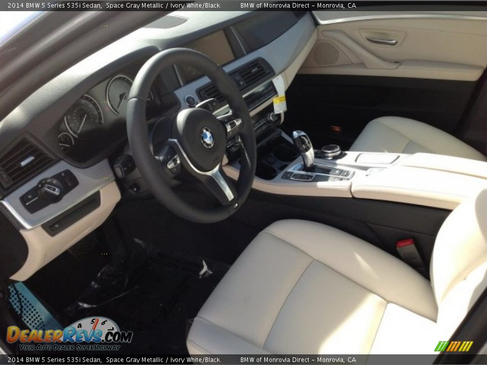 2014 BMW 5 Series 535i Sedan Space Gray Metallic / Ivory White/Black Photo #6