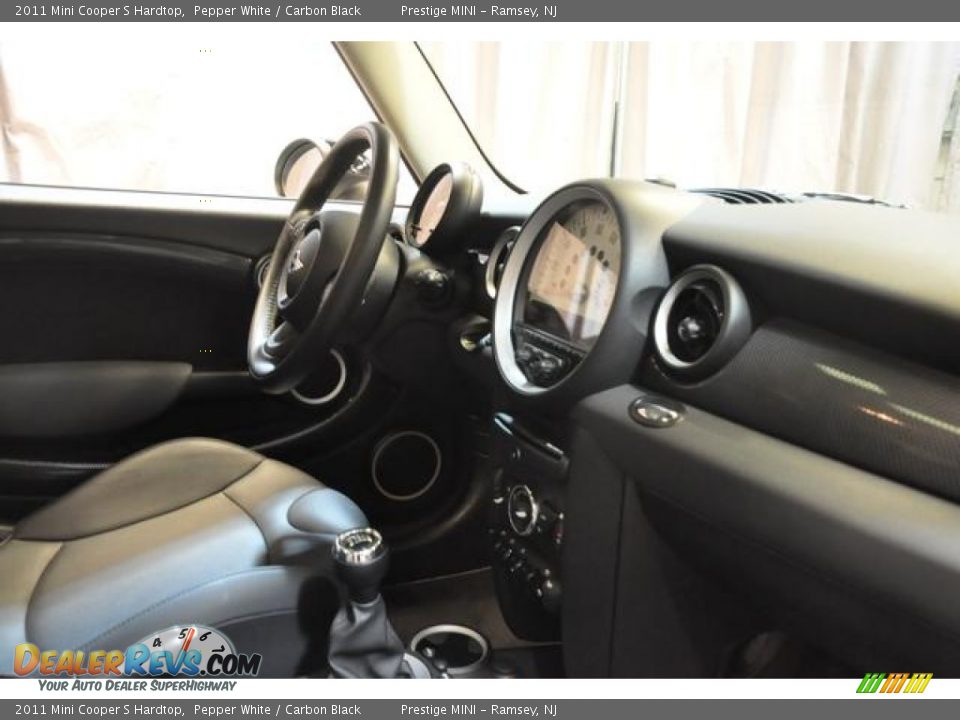 2011 Mini Cooper S Hardtop Pepper White / Carbon Black Photo #12