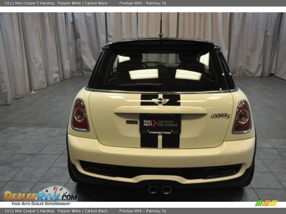 2011 Mini Cooper S Hardtop Pepper White / Carbon Black Photo #20
