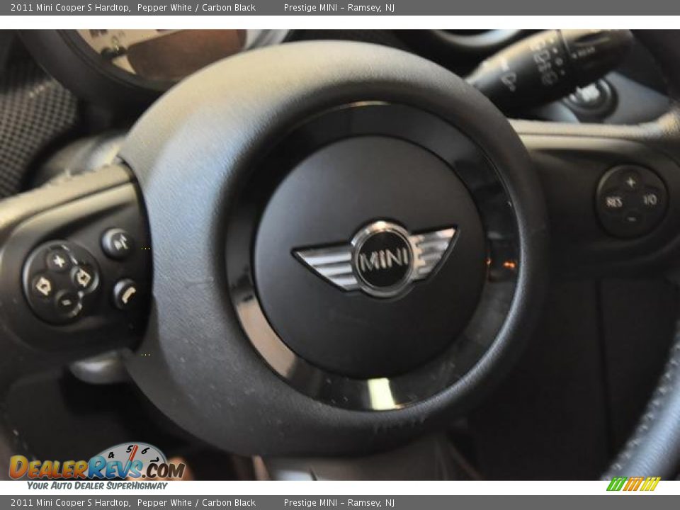 2011 Mini Cooper S Hardtop Pepper White / Carbon Black Photo #26
