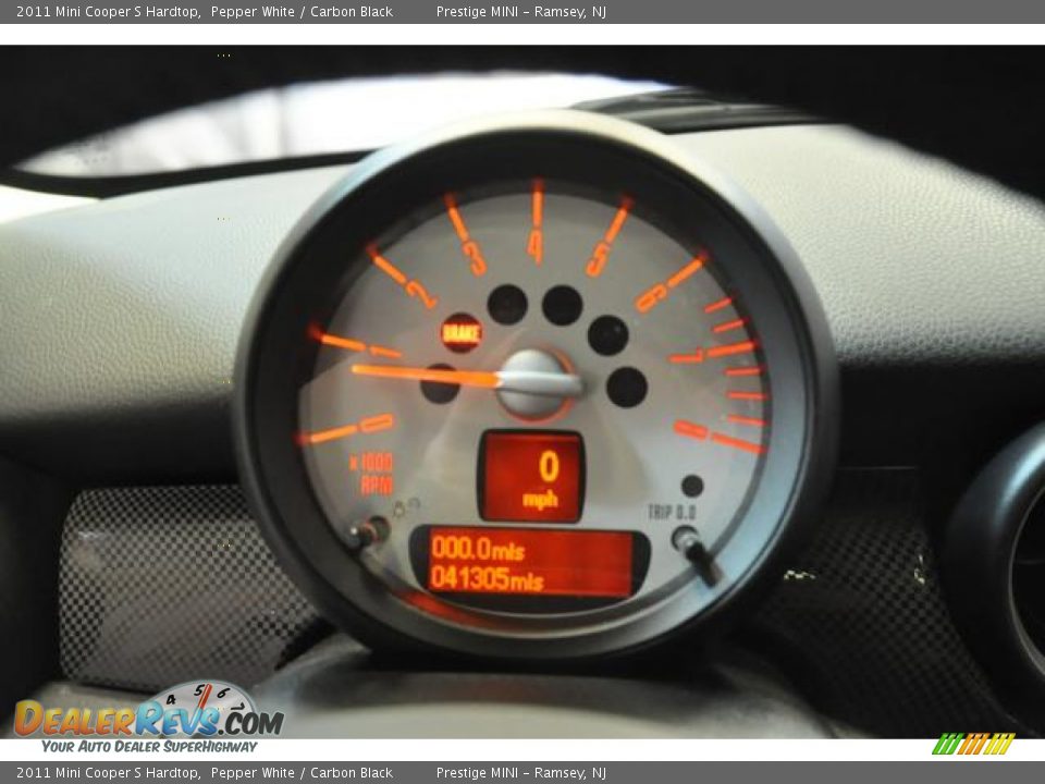 2011 Mini Cooper S Hardtop Pepper White / Carbon Black Photo #28