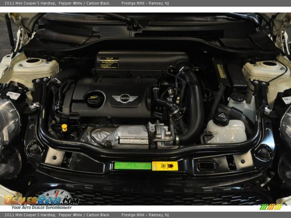 2011 Mini Cooper S Hardtop Pepper White / Carbon Black Photo #33