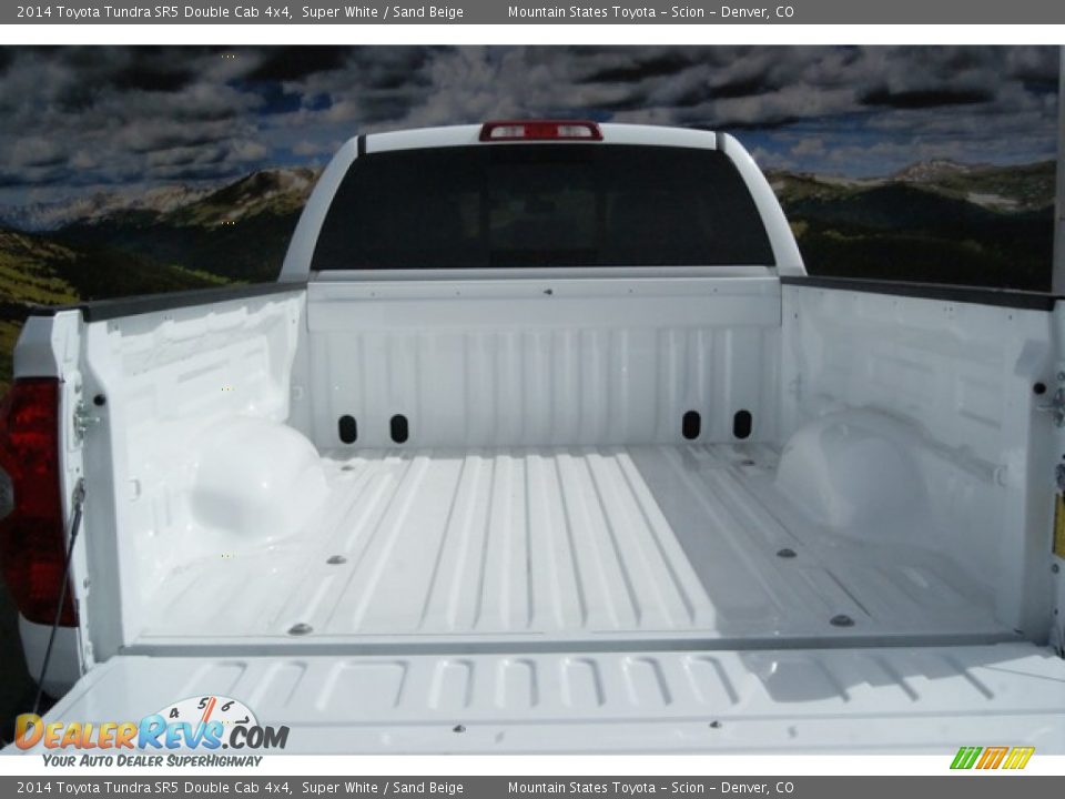 2014 Toyota Tundra SR5 Double Cab 4x4 Super White / Sand Beige Photo #8