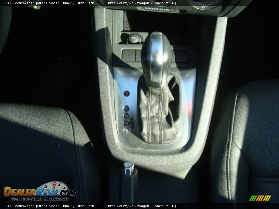 2012 Volkswagen Jetta SE Sedan Black / Titan Black Photo #11