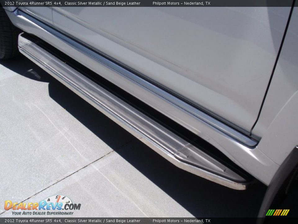 2012 Toyota 4Runner SR5 4x4 Classic Silver Metallic / Sand Beige Leather Photo #17