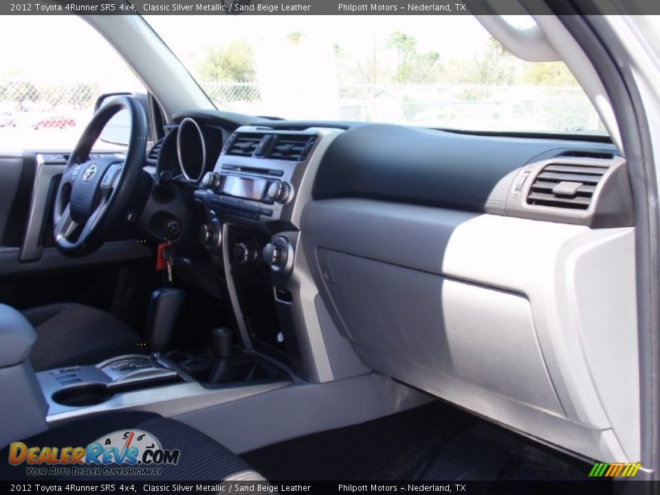 2012 Toyota 4Runner SR5 4x4 Classic Silver Metallic / Sand Beige Leather Photo #23