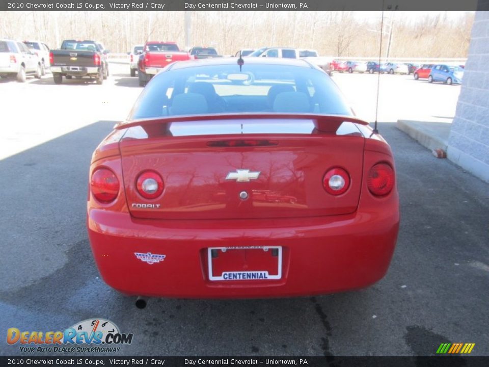 2010 Chevrolet Cobalt LS Coupe Victory Red / Gray Photo #5