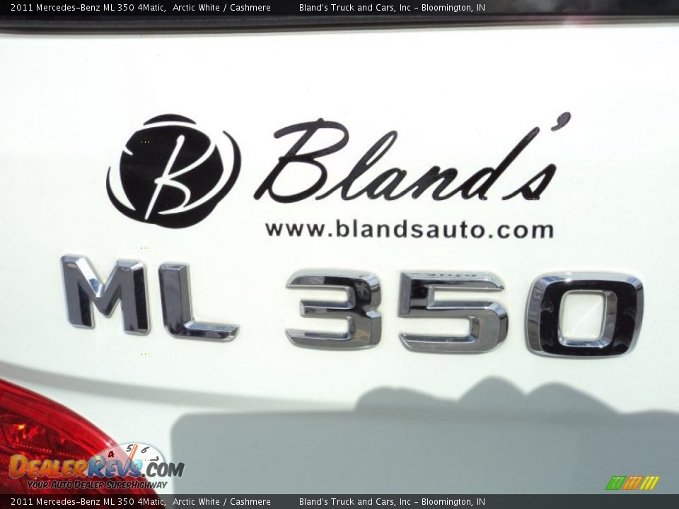 2011 Mercedes-Benz ML 350 4Matic Arctic White / Cashmere Photo #28