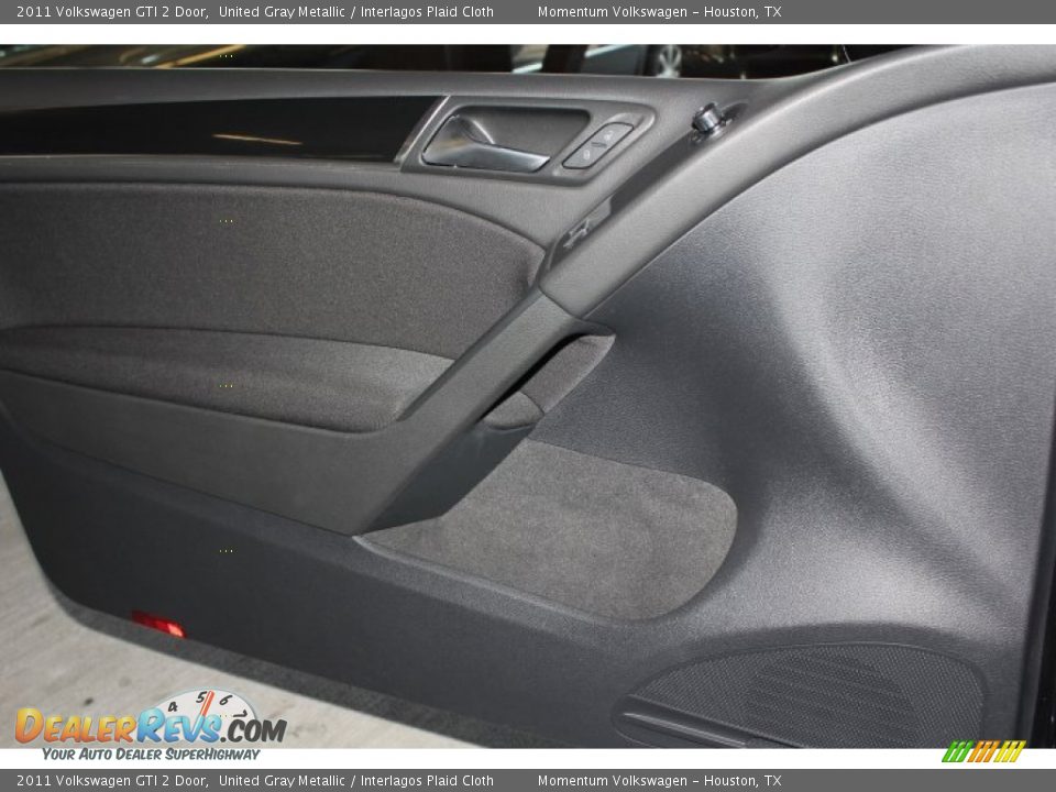 2011 Volkswagen GTI 2 Door United Gray Metallic / Interlagos Plaid Cloth Photo #13