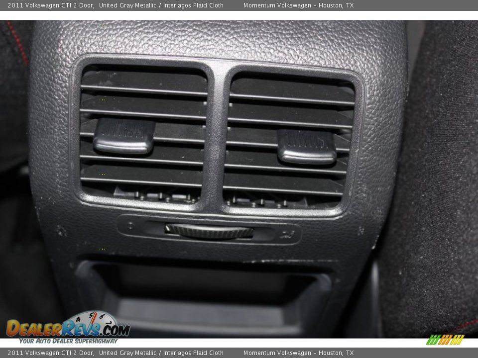 2011 Volkswagen GTI 2 Door United Gray Metallic / Interlagos Plaid Cloth Photo #18