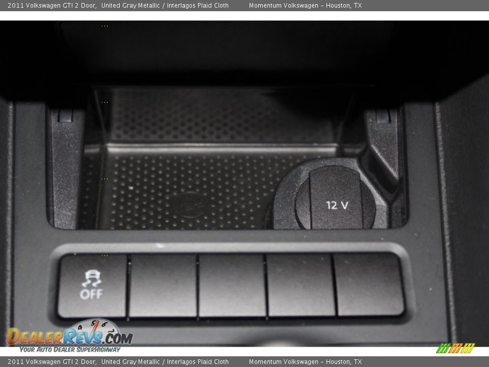 2011 Volkswagen GTI 2 Door United Gray Metallic / Interlagos Plaid Cloth Photo #26
