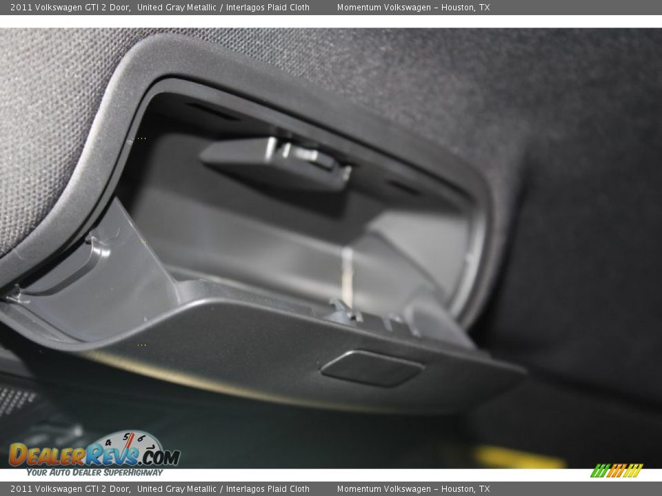 2011 Volkswagen GTI 2 Door United Gray Metallic / Interlagos Plaid Cloth Photo #31