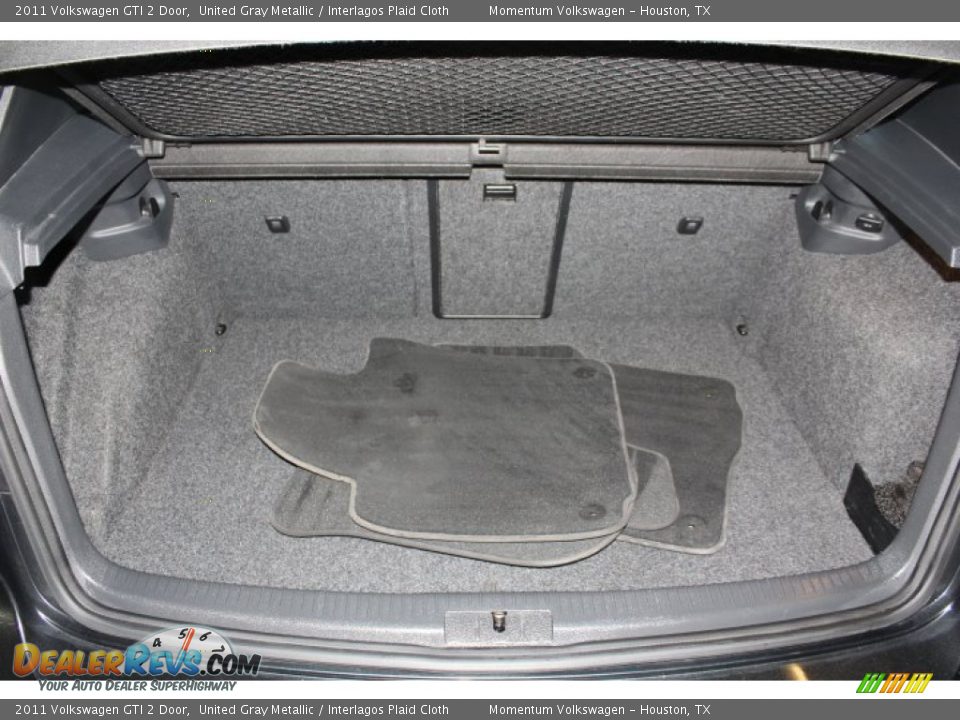 2011 Volkswagen GTI 2 Door United Gray Metallic / Interlagos Plaid Cloth Photo #36
