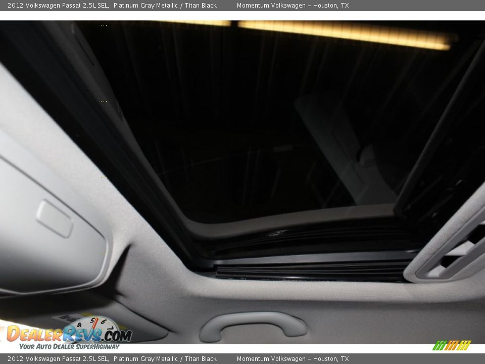 2012 Volkswagen Passat 2.5L SEL Platinum Gray Metallic / Titan Black Photo #19