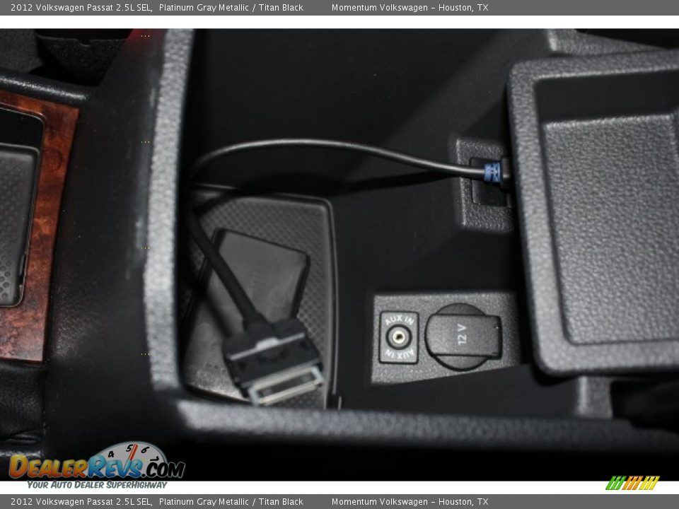 2012 Volkswagen Passat 2.5L SEL Platinum Gray Metallic / Titan Black Photo #29