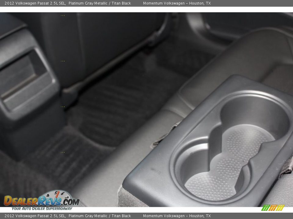 2012 Volkswagen Passat 2.5L SEL Platinum Gray Metallic / Titan Black Photo #36
