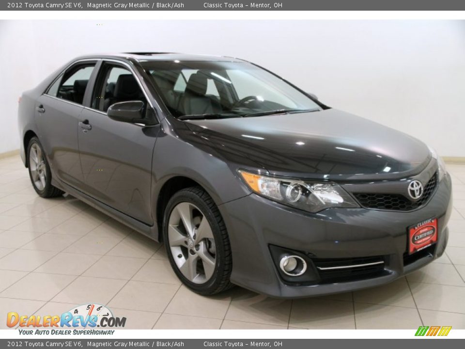 2012 Toyota Camry SE V6 Magnetic Gray Metallic / Black/Ash Photo #1