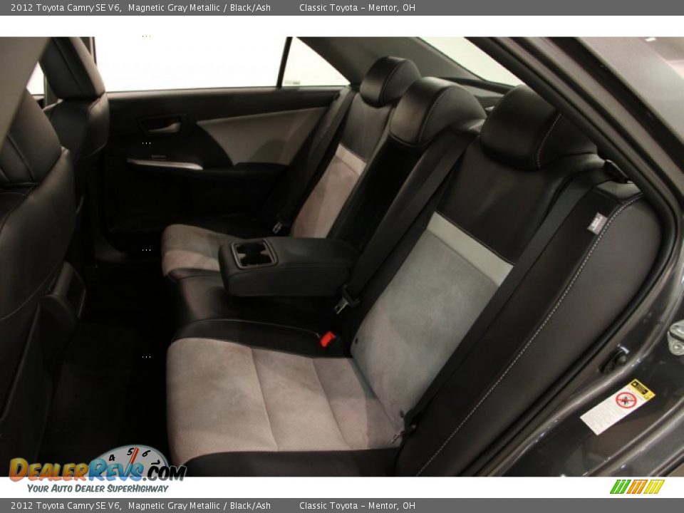 2012 Toyota Camry SE V6 Magnetic Gray Metallic / Black/Ash Photo #28
