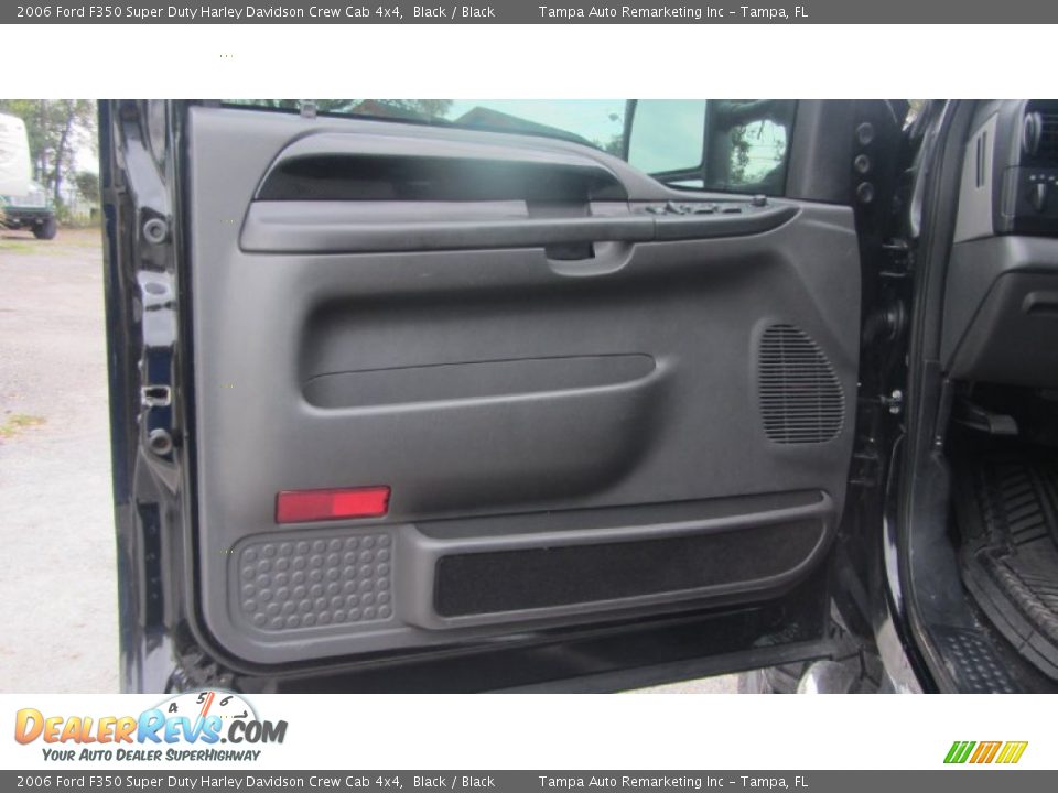 2006 Ford F350 Super Duty Harley Davidson Crew Cab 4x4 Black / Black Photo #22