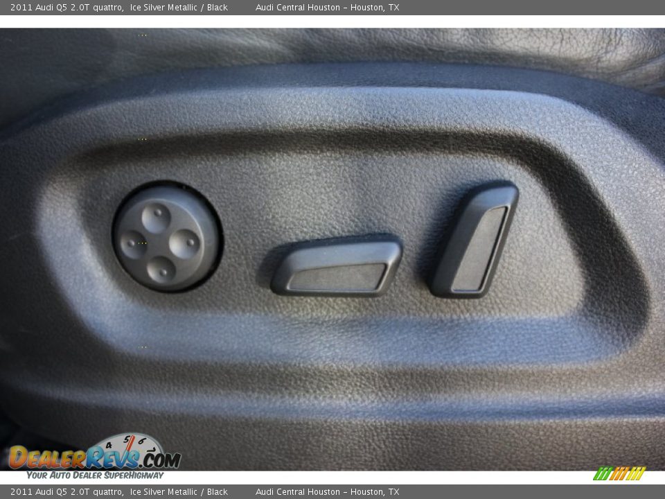 2011 Audi Q5 2.0T quattro Ice Silver Metallic / Black Photo #12