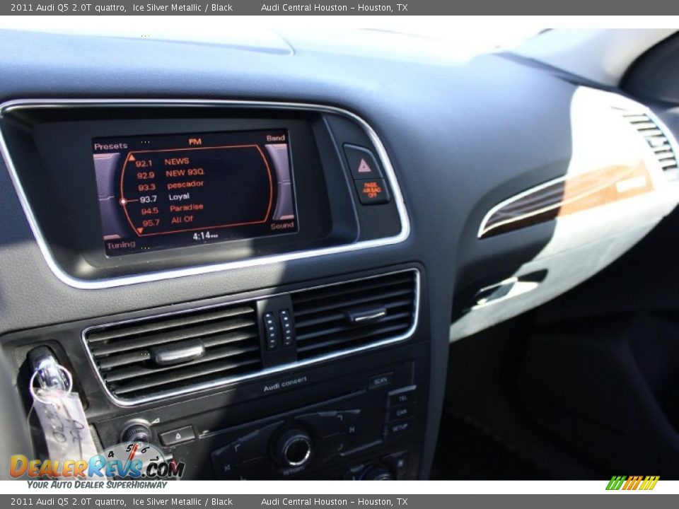 2011 Audi Q5 2.0T quattro Ice Silver Metallic / Black Photo #14
