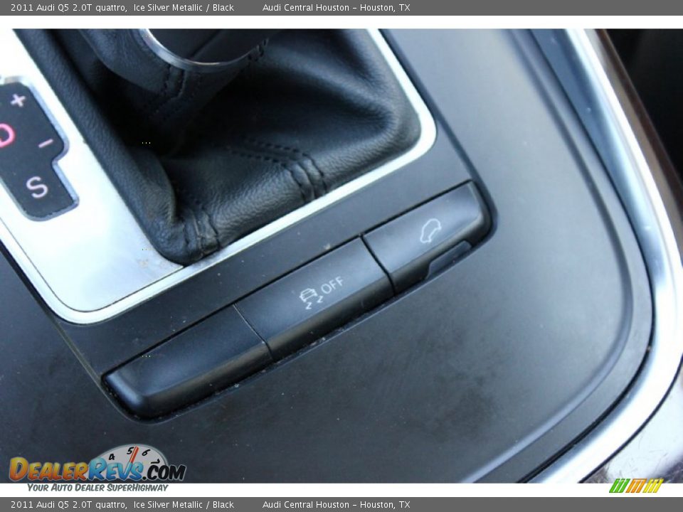 2011 Audi Q5 2.0T quattro Ice Silver Metallic / Black Photo #18