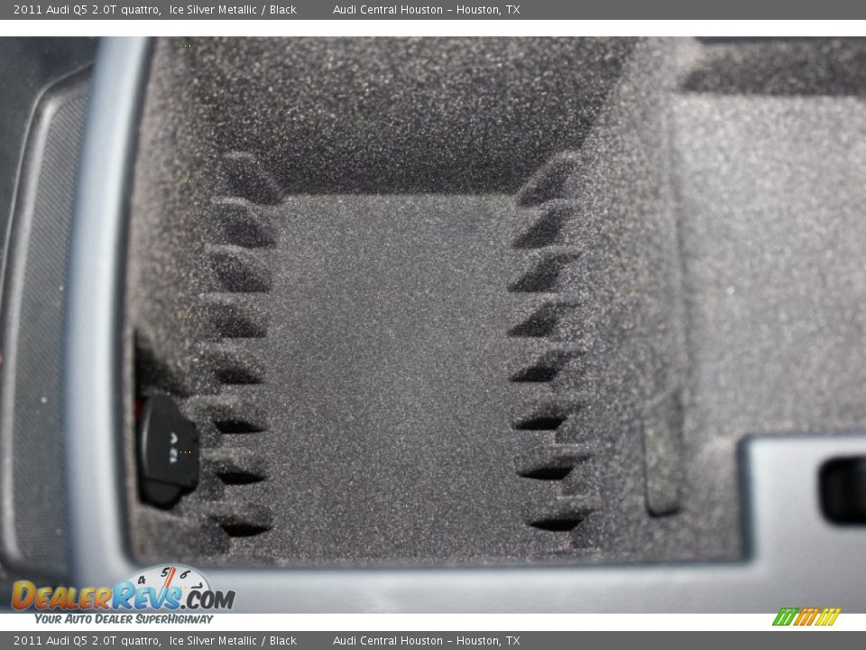 2011 Audi Q5 2.0T quattro Ice Silver Metallic / Black Photo #19