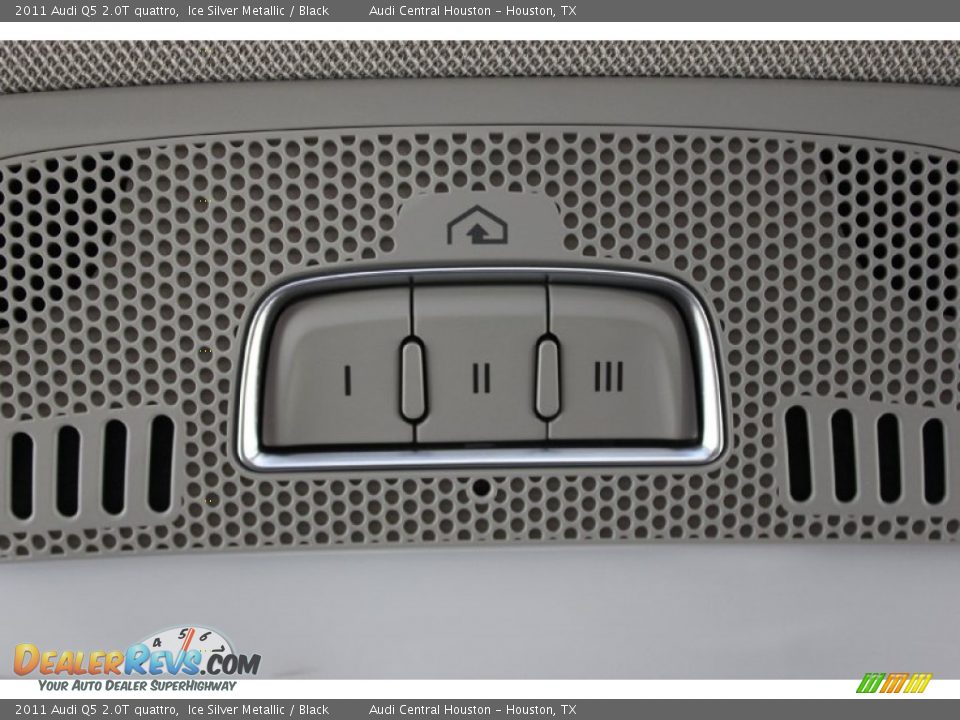 2011 Audi Q5 2.0T quattro Ice Silver Metallic / Black Photo #24