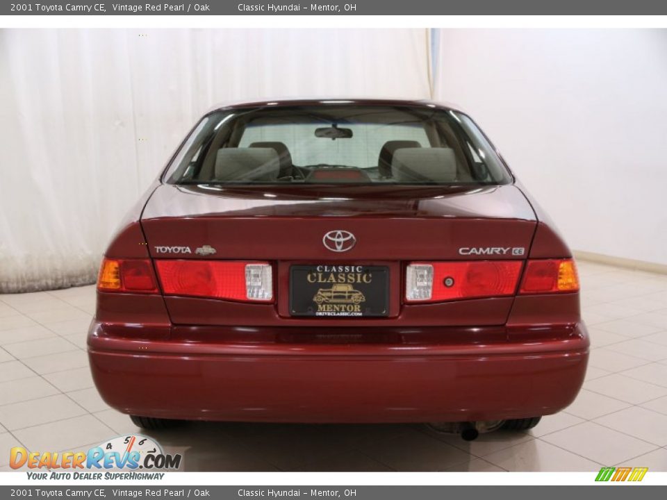 2001 Toyota Camry CE Vintage Red Pearl / Oak Photo #15
