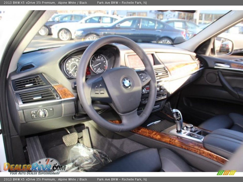 2013 BMW X5 xDrive 35i Premium Alpine White / Black Photo #10