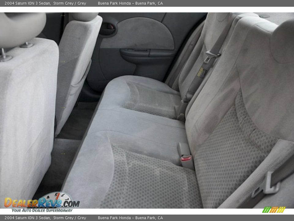 2004 Saturn ION 3 Sedan Storm Grey / Grey Photo #4